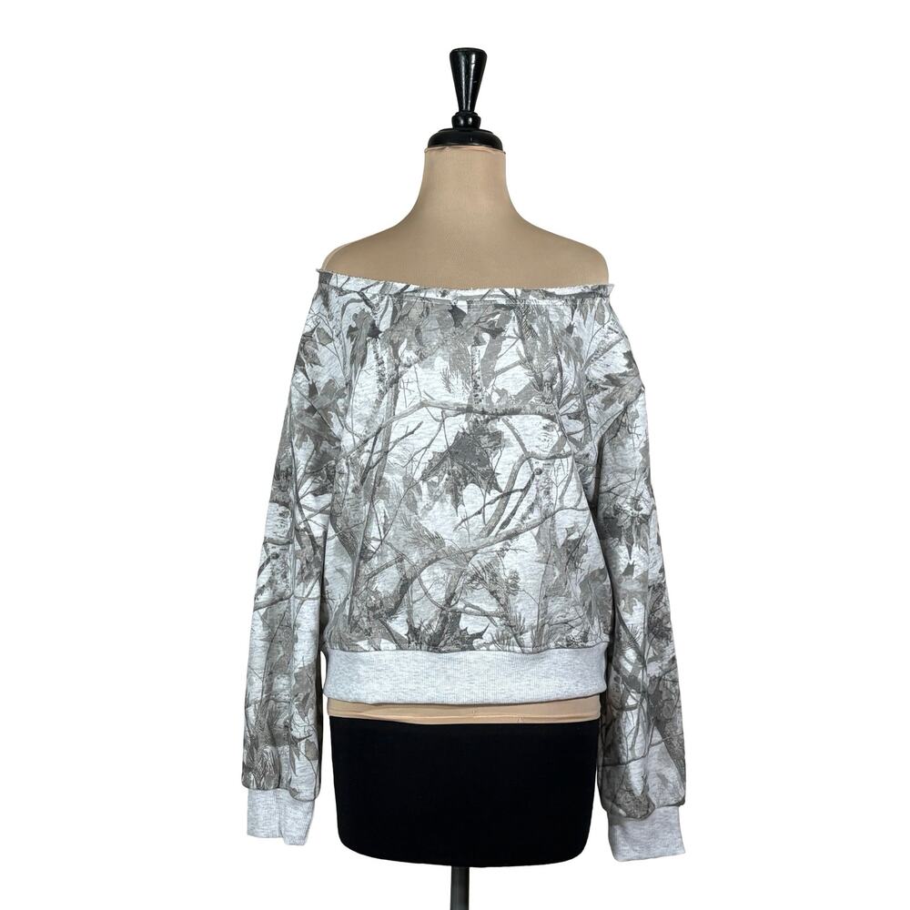 Refuge Charlotte Russe Camo Off Shoulder Sweatshirt Medium